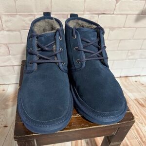 UGG Men's Deep Blue Chukka Boots size 8 or Women’s size 9.5